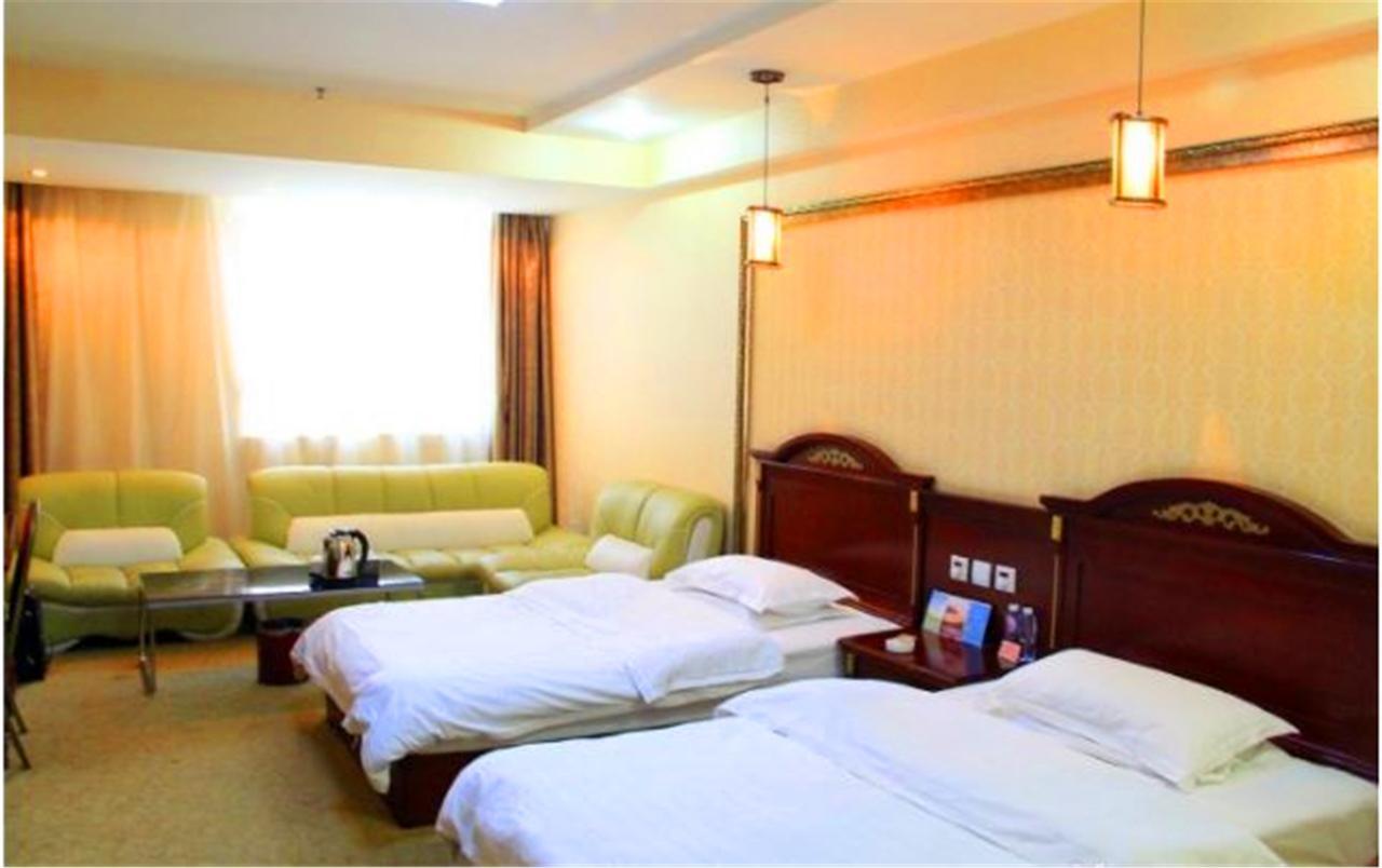 Yizheng Hotel Хух-Хото Экстерьер фото
